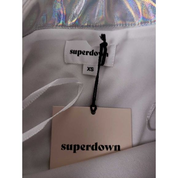 superdown Tamia Iridescent Faux Leather Mini Skirt - Picture 6 of 8